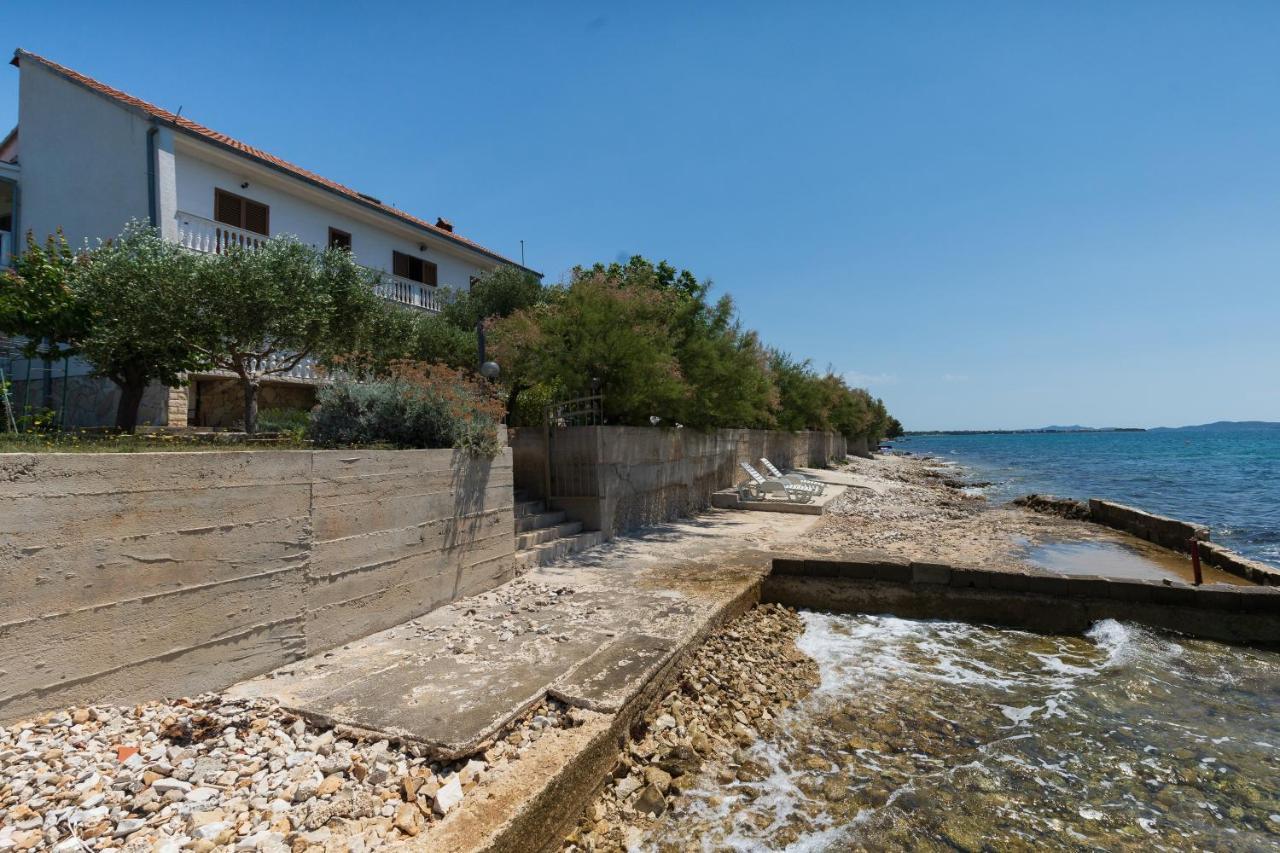 Family Friendly Seaside Apartments Kozino, Zadar - 5756 Петркане Екстериор снимка