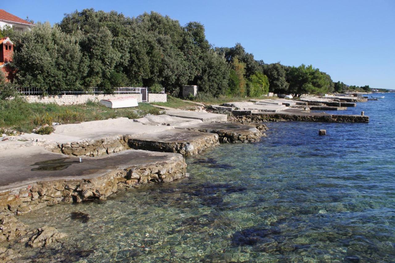 Family Friendly Seaside Apartments Kozino, Zadar - 5756 Петркане Екстериор снимка