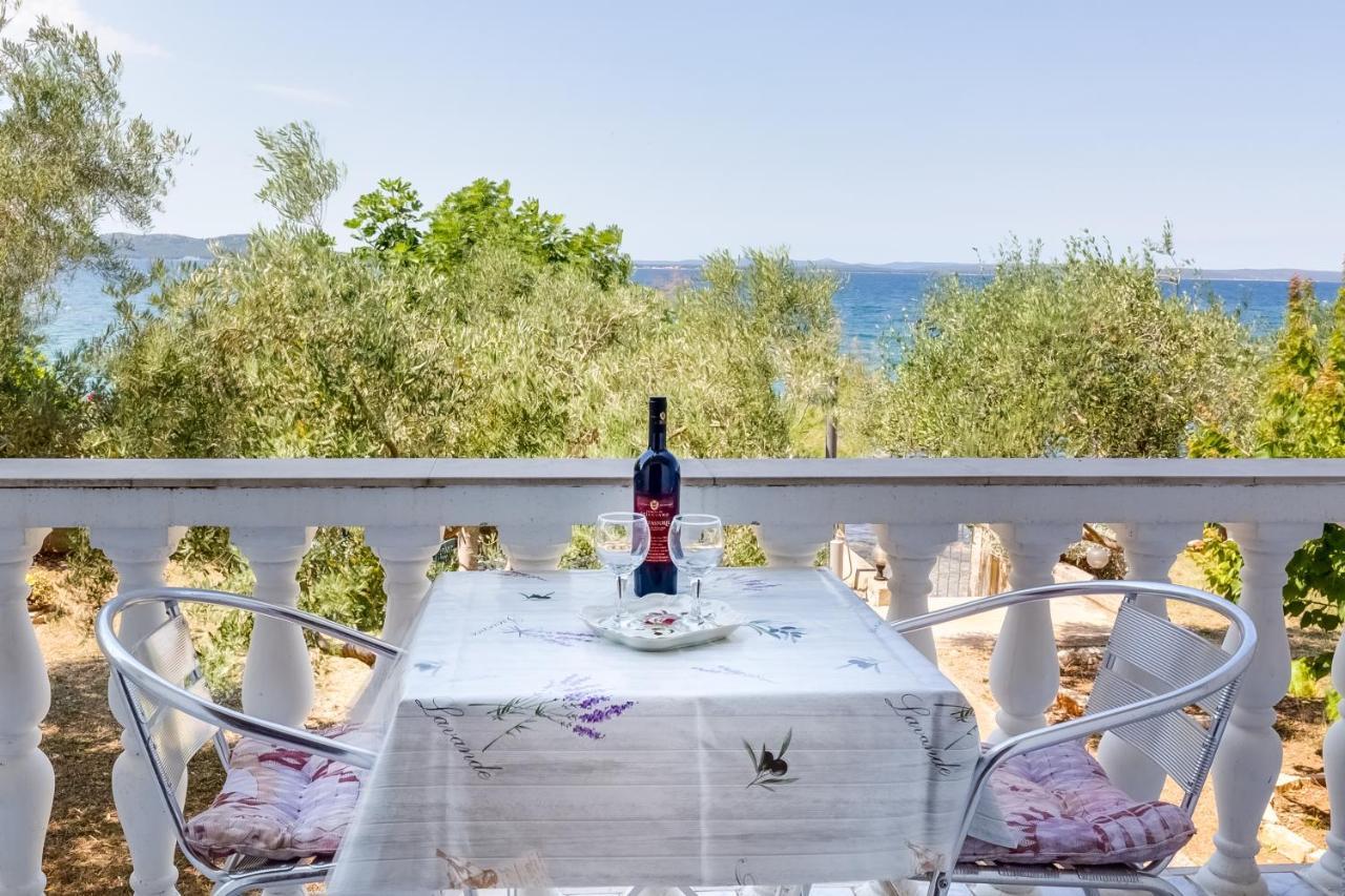 Family Friendly Seaside Apartments Kozino, Zadar - 5756 Петркане Екстериор снимка